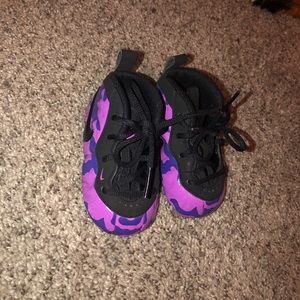 Nike Foamposite Size : Little Kids 3c